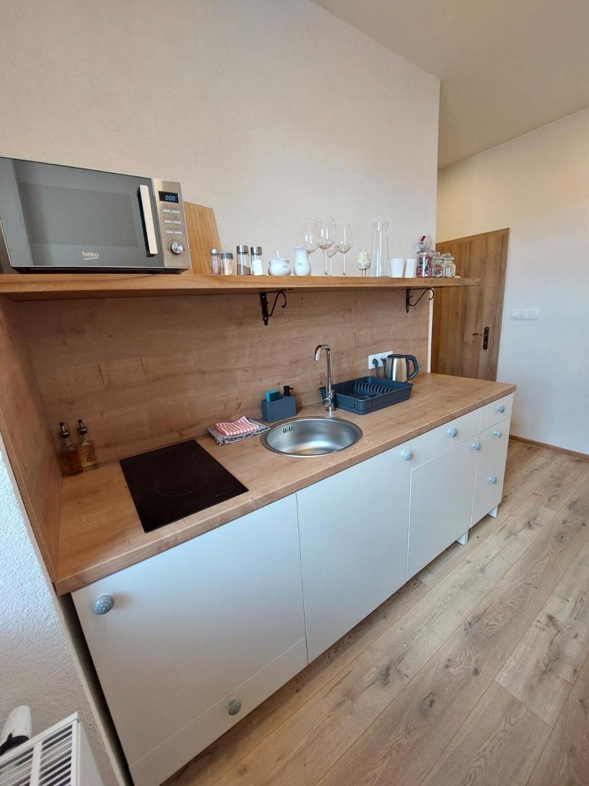 Alipoint Apartments Спишске-Подградье Экстерьер фото